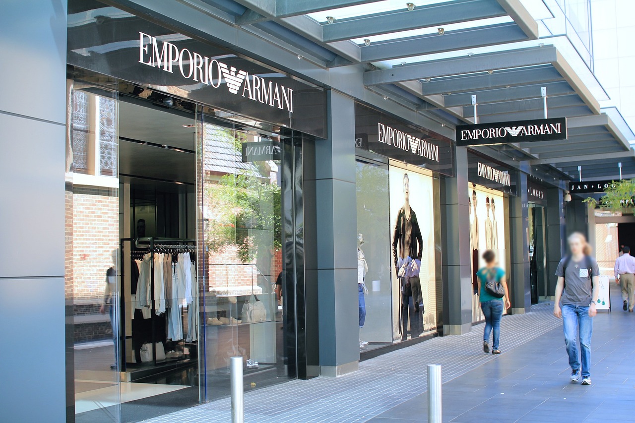 Giorgio Armani conquers Madison Avenue: a new temple of luxury opens in New York
