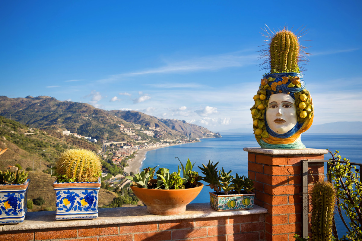 Summer 2025: Southern Italy enchants tourists